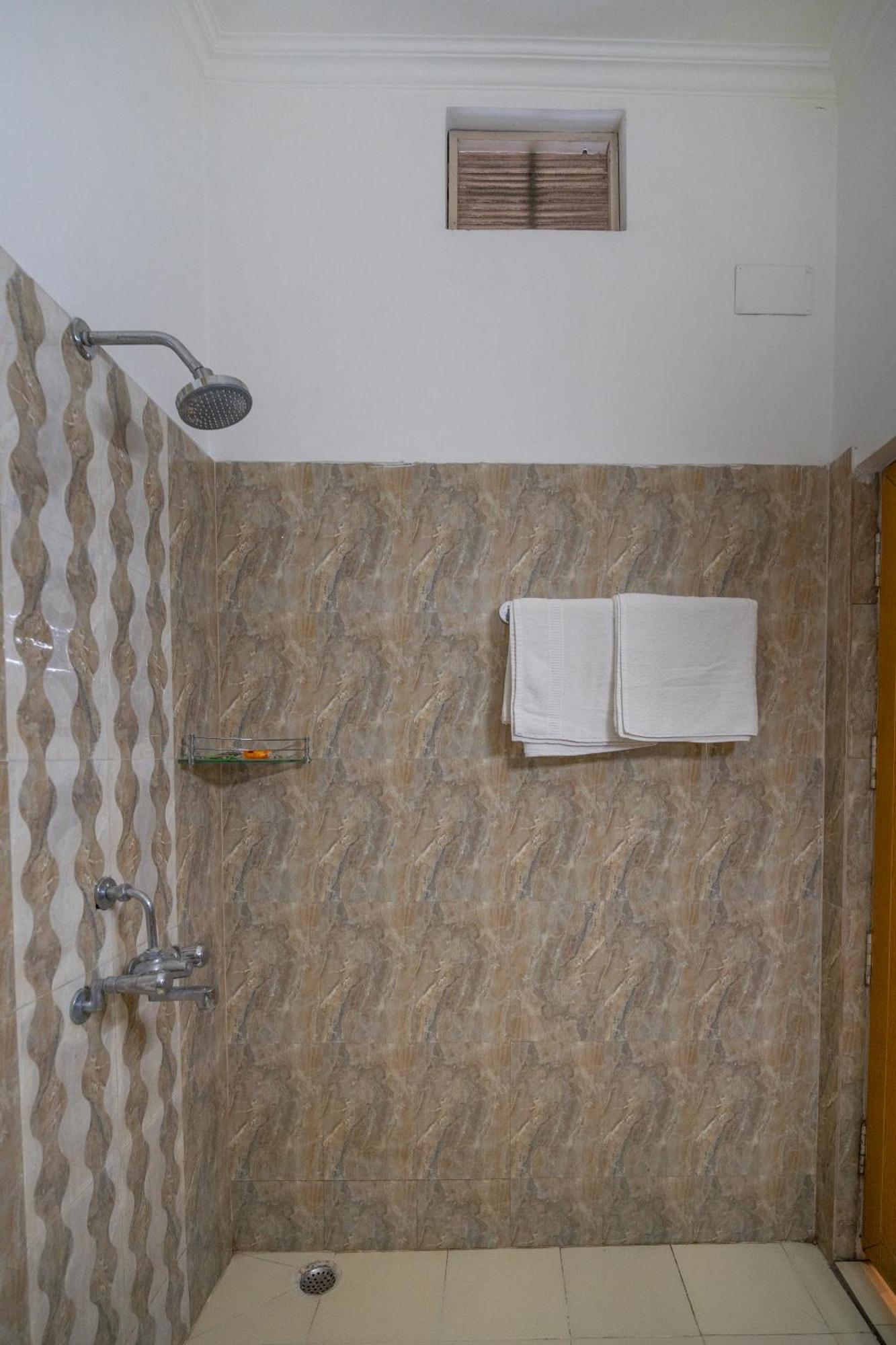 Tara Guest House Váránaszi Kültér fotó